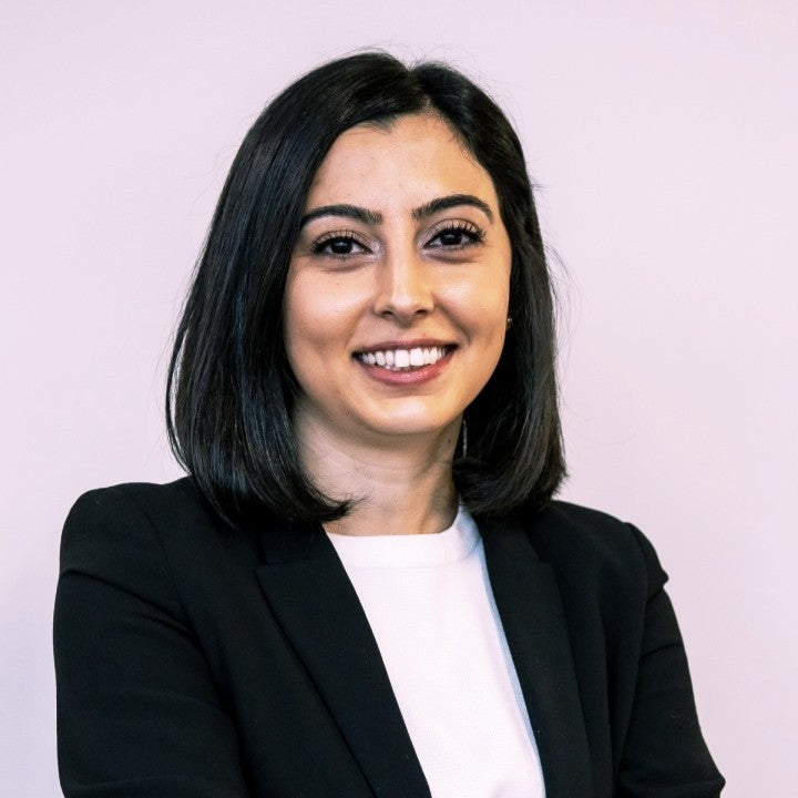 Headshot of Operations Mavenue CEO and Founder, Asli Kahraman